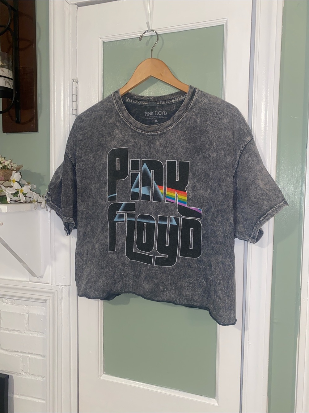 Pink Floyd Graphic Tee